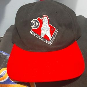 Rare Tennessee Oilers 1997 Clasp Back